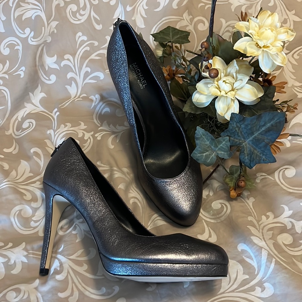 Dark Silver Michael Kors Pumps NWTs